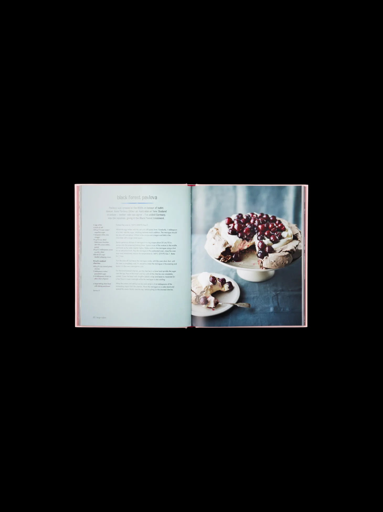 Deliciously Chocolately Cakes & Bakes