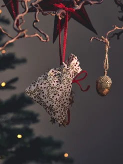 Juleophæng Med Agern